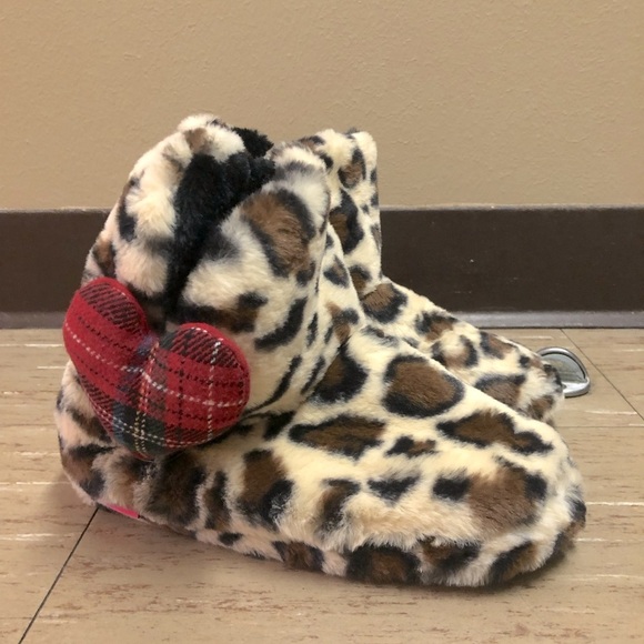Betsy Johnson leopard print bootie slippers size small NWOT - Picture 1 of 5